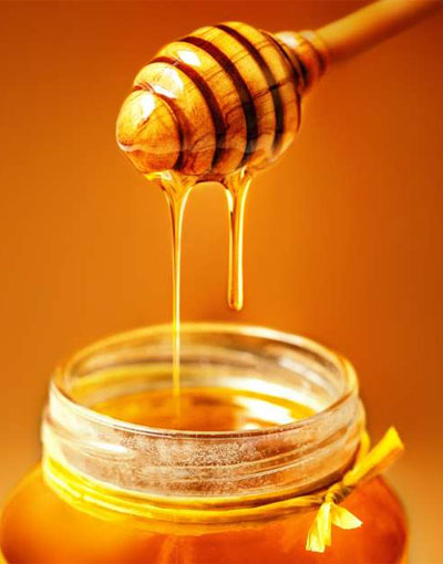 درمان سرفه و گلو درد با عسل
